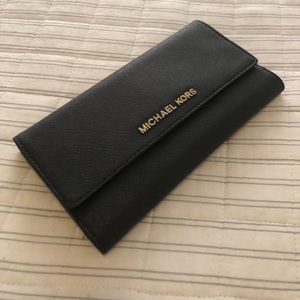 Classic MK Billfold Wallet